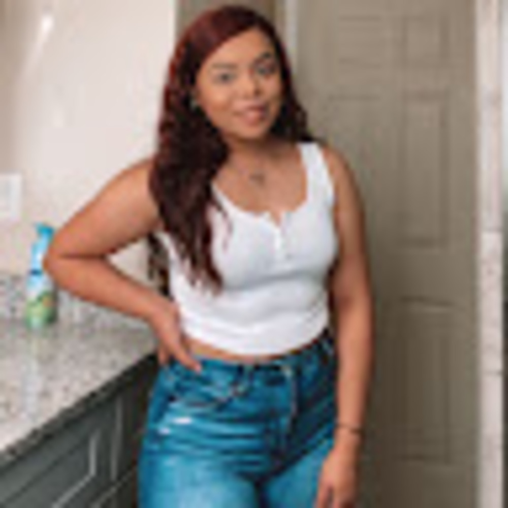 Meet your Posher, Jenny